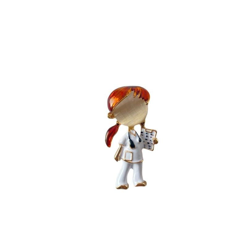 Sarı Saçlı Doktor Broş