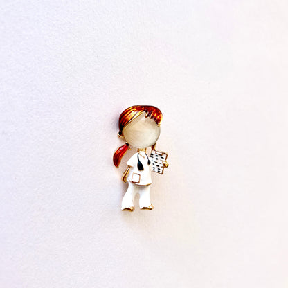 Bakır Saçlı Doktor Broş