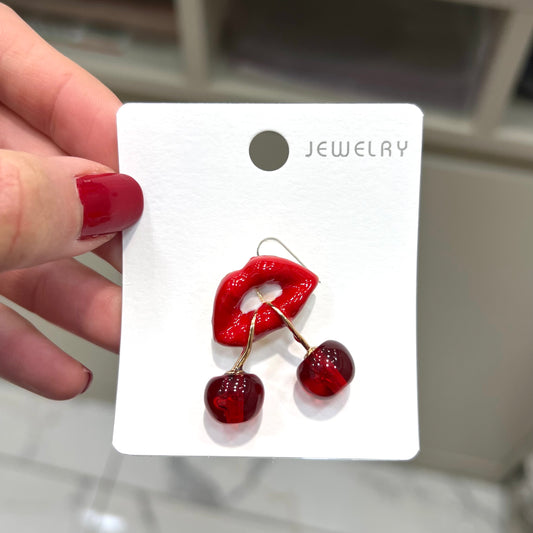 Kiraz Dudak Broş🍒