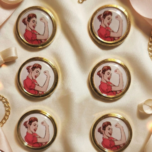 8 Mart Güçlü Kadın Temalı Pin 2 Adet